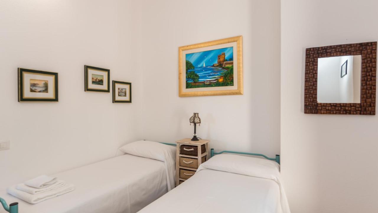 I Pini Di Fuile 'E Mare Appartement Orosei Buitenkant foto