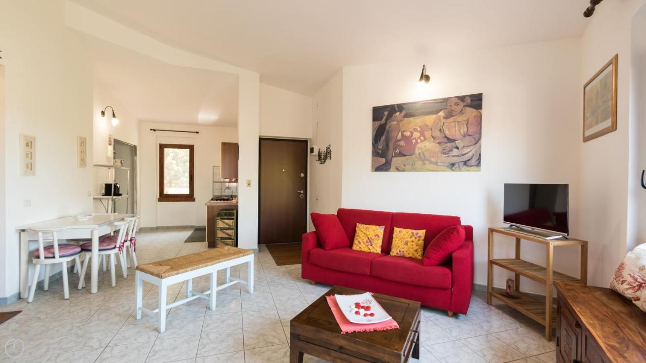 I Pini Di Fuile 'E Mare Appartement Orosei Buitenkant foto